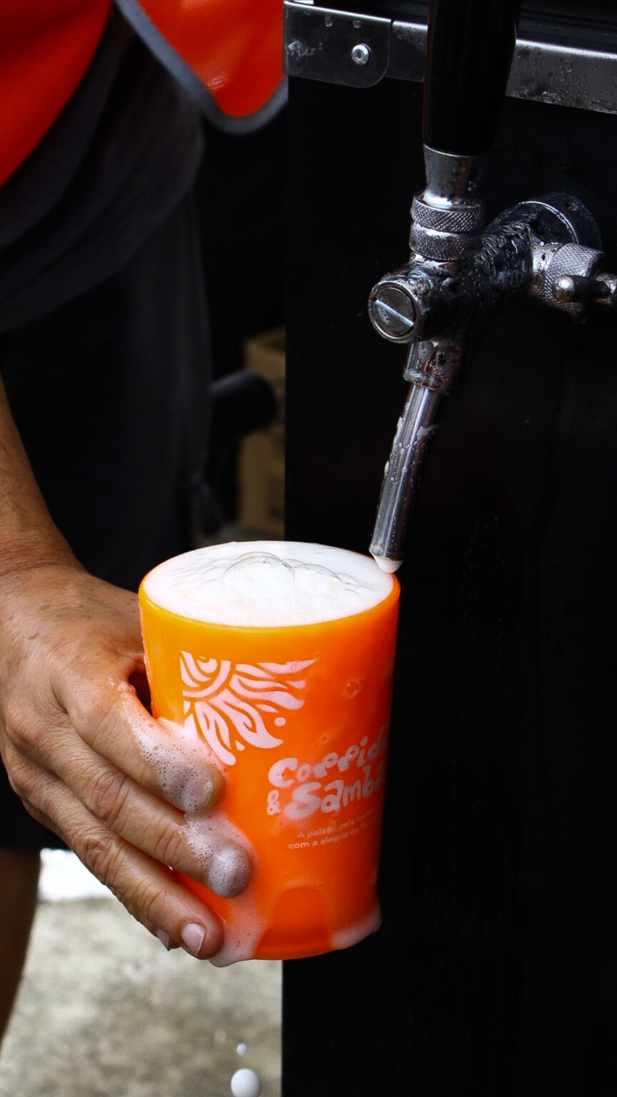 B318A4B0-939E-4859-8764-514A46EDAAD7